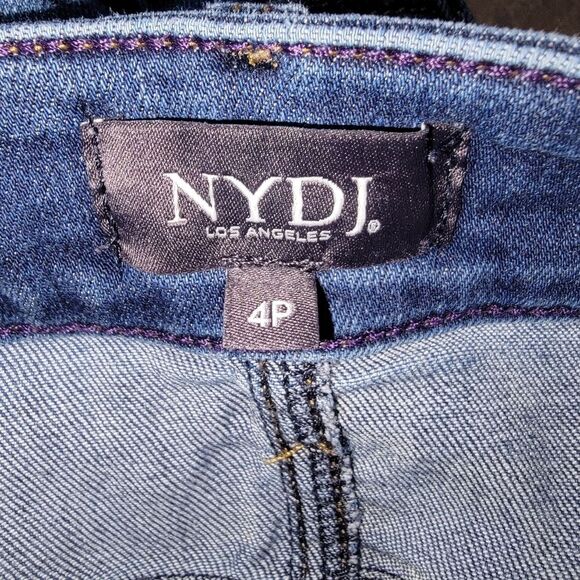 Nydj Marilyn Straight Leg Denim jeans size 4P 4 petite - Picture 5 of 6